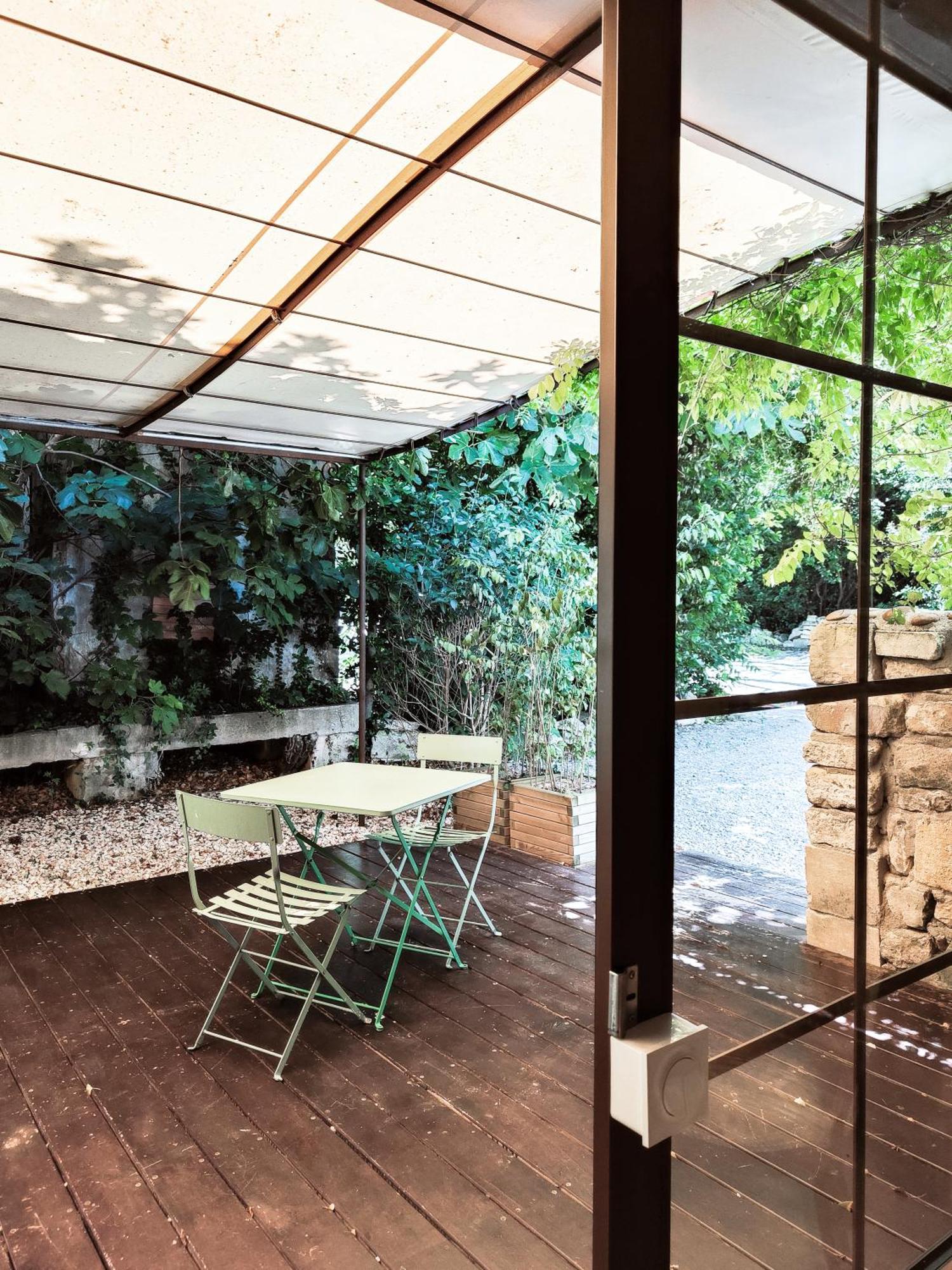 Mas Des Comtes De Provence Hotel Tarascon Bagian luar foto